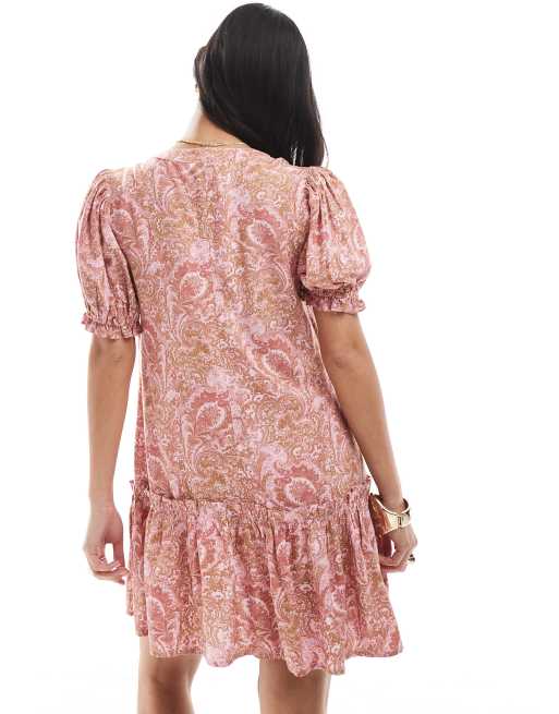 Vestido amplio con estampado de cachemir de Miss Selfridge Petite, 2 de 4