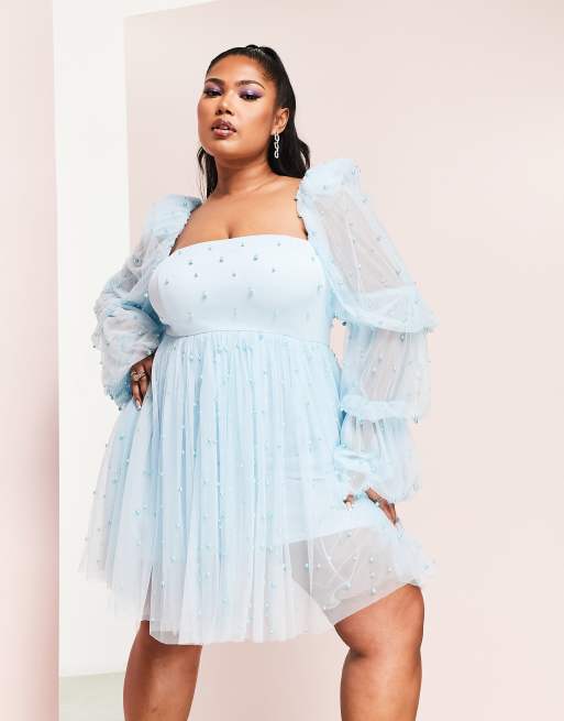 Vestido azul estilo babydoll de tul con adornos de perlas de ASOS LUXE Curve