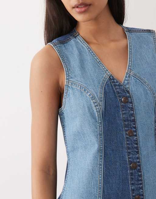 Vestido azul sin mangas con lavado medio y oscuro de Wrangler, 3 de 4