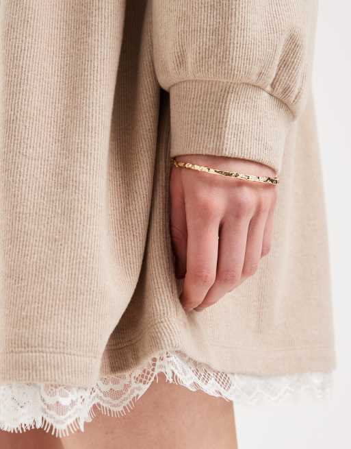 Vestido beis avena de corte amplio con ribete de encaje de Miss Selfridge, 4 de 4