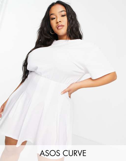 Vestido blanco estilo camiseta con falda corta plisada de tenis de ASOS DESIGN Curve