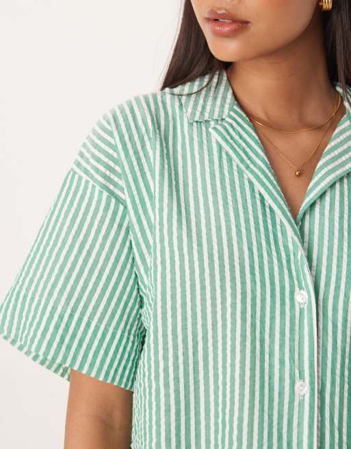 Vestido camisero a rayas verdes con cuello de estilo bolera de ASOS DESIGN, 3 de 4