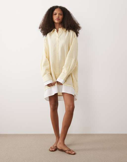 Vestido camisero corto amarillo a rayas de corte extragrande con diseño efecto dos capas de ASOS DESIGN, 2 de 4