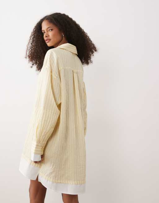 Vestido camisero corto amarillo a rayas de corte extragrande con diseño efecto dos capas de ASOS DESIGN, 4 de 4