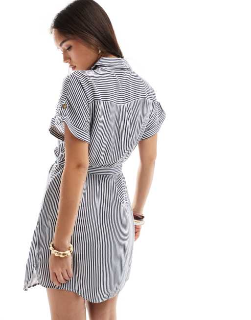 Vestido camisero corto azul marino a rayas con bolsillos de Vero Moda, 4 de 4