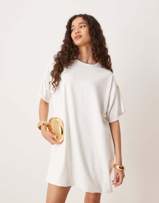 Vestido camisero de estilo camiseta con diseño abullonado de tejido de tacto de algodón de ASOS DESIGN