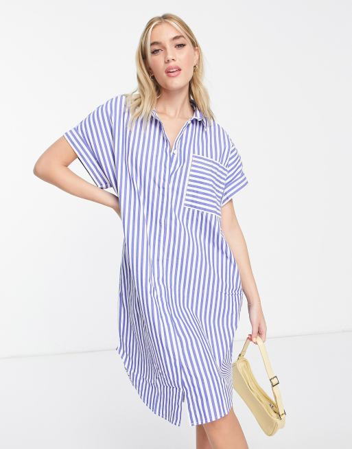 Vestido camisero midi a rayas azules de manga corta de Monki