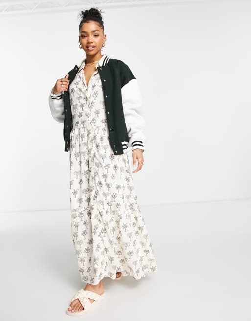 Vestido camisero midi blanco amplio de manga larga con estampado