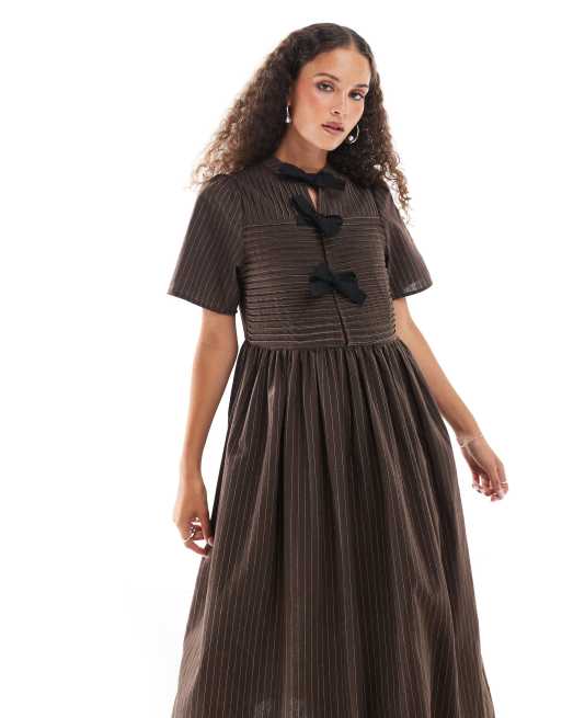 Vestido camisero midi marrón con detalle de lazos de Ghospell
