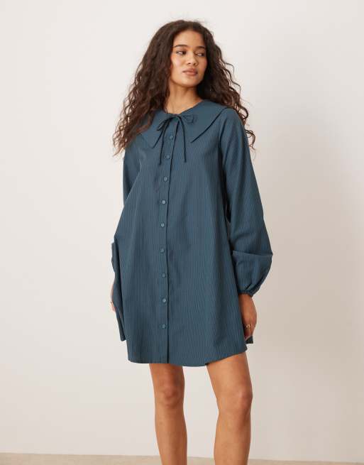 Vestido camisero verde a rayas con diseño cómodo y lazada en el cuello de Glamorous, 2 de 4
