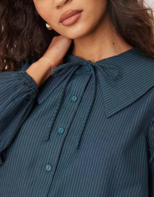 Vestido camisero verde a rayas con diseño cómodo y lazada en el cuello de Glamorous, 3 de 4