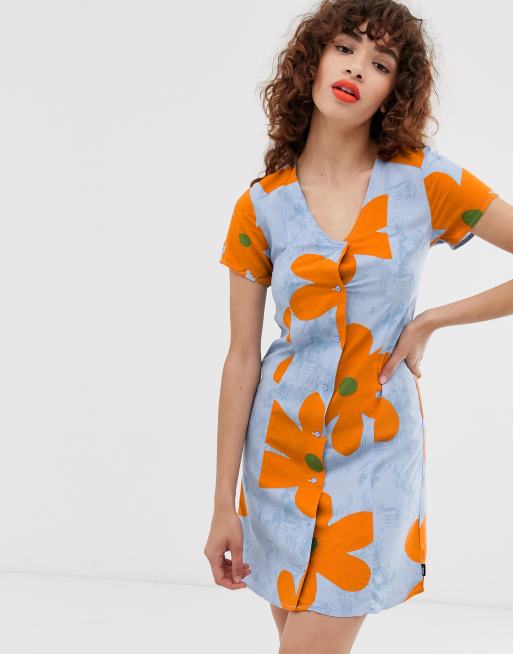 Vestido con estampado floral de Vans X Ines