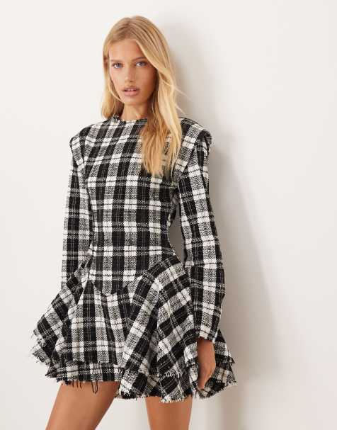Vestido corto a cuadros con cuello barco, cintura baja y bajo desgarrado de ASOS DESIGN - view 1