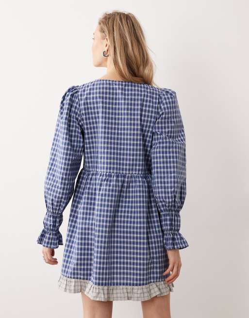 Vestido corto a cuadros vichy azules y blancos con lazada delantera de YAS, 4 de 4