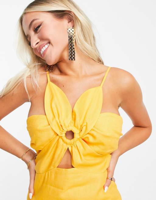 Vestido corto amarillo girasol con aberturas de Forever New Petite, 4 de 4