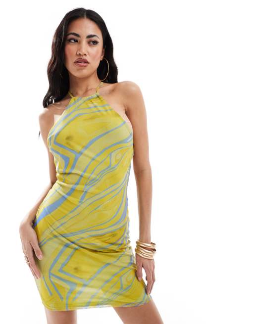 Vestido corto amarillo y azul con cuello halter y estampado animal de malla de ASOS DESIGN