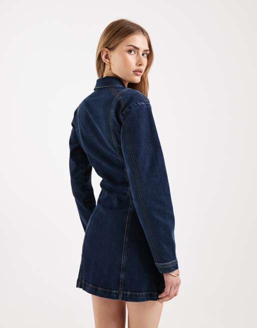 Vestido corto azul lavado de manga larga con botones de Miss Selfridge, 2 de 4