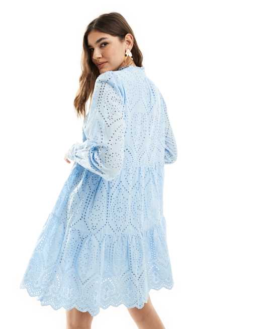 Vestido corto azul pastel de corte amplio con diseño bordado de YAS, 4 de 4