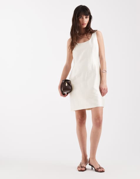 Vestido corto blanco brillante sin mangas con cuello ancho de AWARE (parte de un conjunto) - view 1