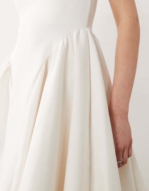 Vestido corto blanco con cuello halter de New Look, 3 de 4