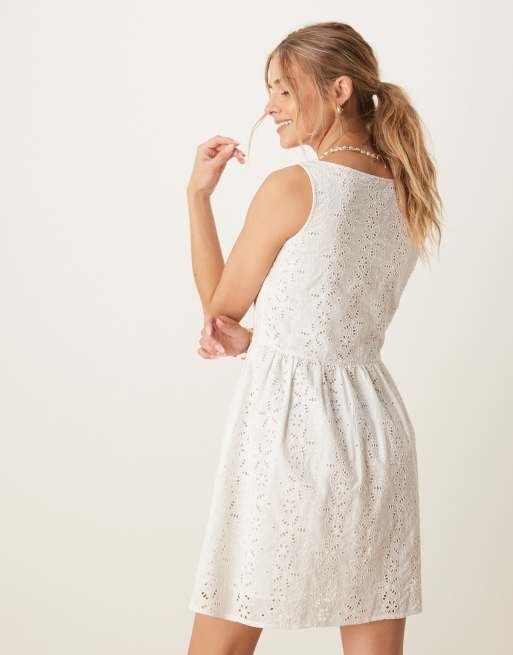 Vestido corto blanco con diseño bordado de Brave Soul, 2 de 4