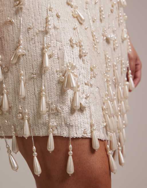 Vestido corto blanco marfil con diseño integral de perlas de ASOS DESIGN Curve, 3 de 5