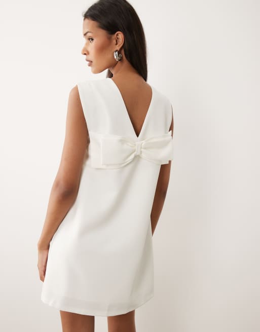 Vestido corto blanco recto sin mangas con lazo en la espalda de VILA, 3 de 4