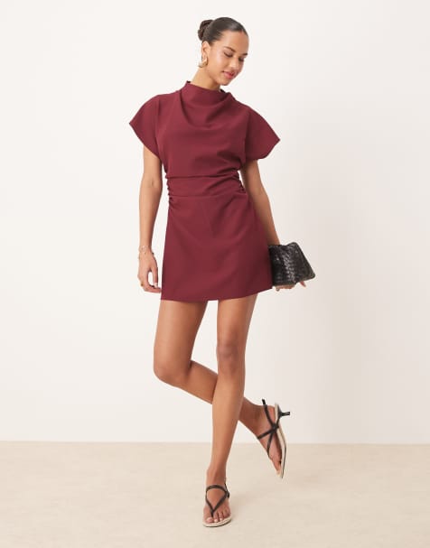 Vestido corto burdeos con cuello alto, mangas de hombro caído y detalle de abertura en la espalda de ASOS DESIGN - view 1