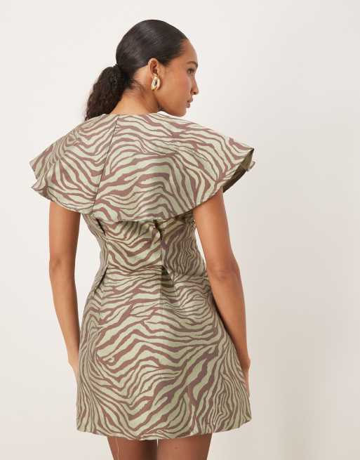 Vestido corto caqui con patrón de cebra de jacquard y botones delanteros de Ghospell, 4 de 4