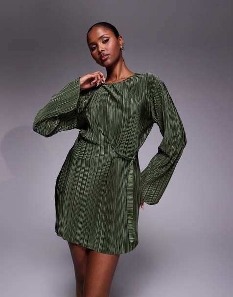 Vestido corto caqui plisado con detalle de lazada de ASOS DESIGN - view 1