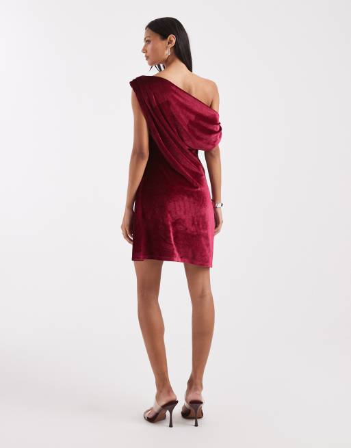 Vestido corto color ciruela asimétrico drapeado de terciopelo de ASOS DESIGN, 4 de 4