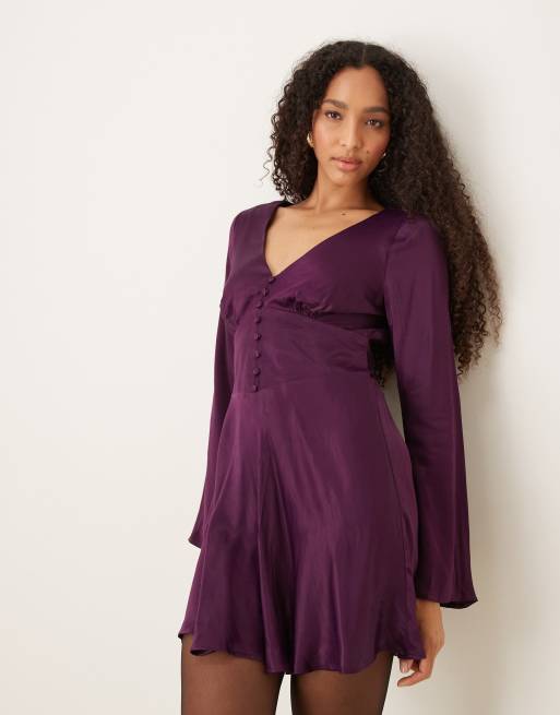 Vestido corto color ciruela de manga larga Stella de Nobody's Child