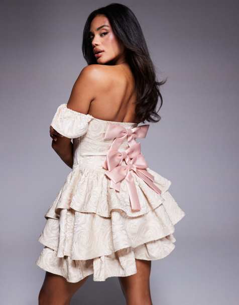 Vestido corto color crema con escote palabra de honor, patrón de jacquard y lazos en la espalda de ASOS LUXE - view 1