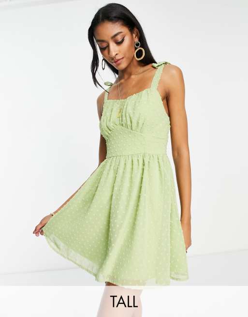 Vestido corto color lima con lazos en los tirantes de plumeti de Missguided Tall