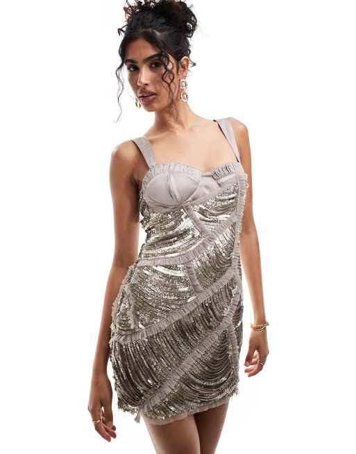 Vestido corto color ostra con detalle tipo corsé y diseño drapeado de lentejuelas e insertos de satén de ASOS DESIGN