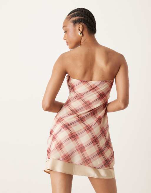 Vestido corto con escote palabra de honor de tejido de doble capa de ASOS DESIGN Tall, 2 de 4