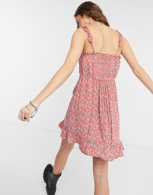 Vestido Corto Con Estampado De Florecitas Y Bajo Con Volante De Lottie And Holly Asos