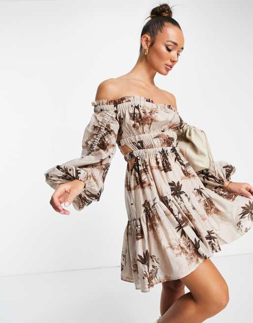 Vestido corto con estampado de palmeras y escote Bardot con paneles fruncidos de ASOS DESIGN