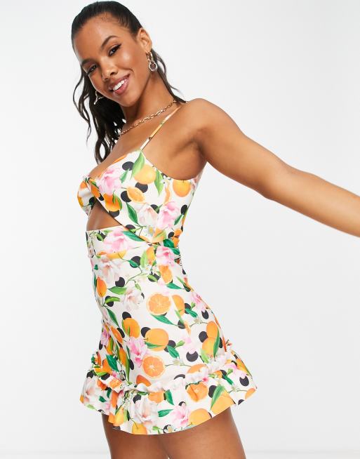 Vestido corto de tirantes con abertura y estampado de flores, mandarinas y lunares de ASOS DESIGN