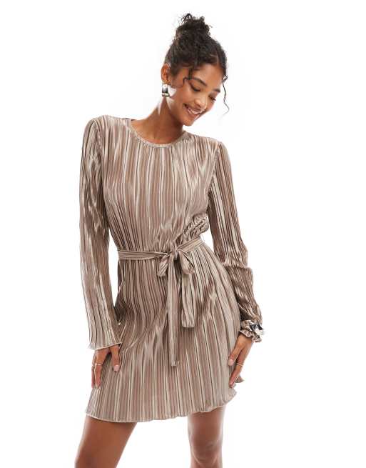 Moda Vestidos Plisados Cortos Vestido Corto Dorado Plisado Con