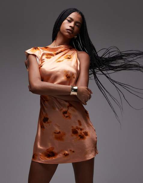 Vestido corto estampado y asimétrico con detalle fruncido en la cintura y cuello subido de Topshop - view 1