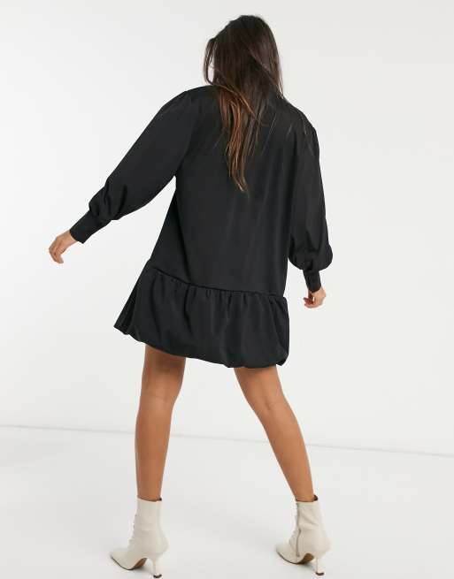 Vestido corto estilo sudadera negro con sobrefalda y mangas voluminosas de Vero Moda, 2 de 4