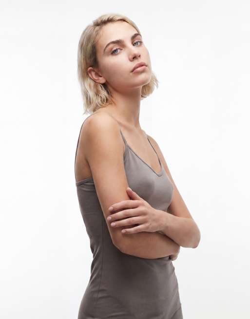 Vestido corto gris de tirantes con cuello de pico de Weekday, 2 de 4