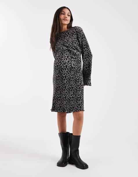 Vestido corto gris plisado con estampado de leopardo y cinturón de Mamalicious Maternity - view 1