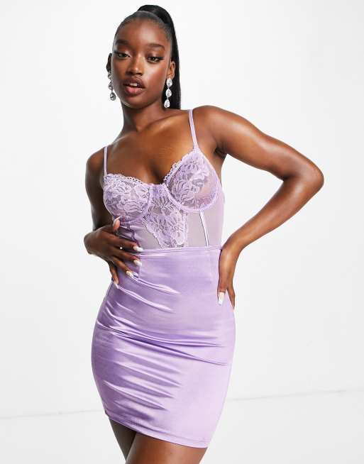 Vestido corto lila con aros de encaje elástico de Saint Genies