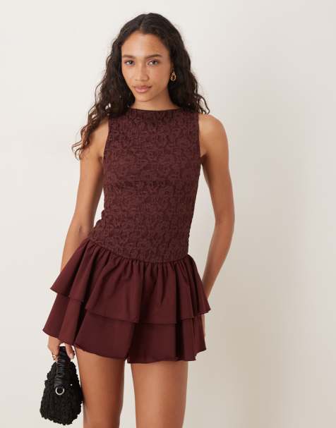 Vestido corto marrón chocolate con cuerpo de encaje y falda de popelina de ASOS DESIGN - view 1