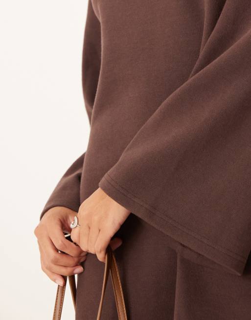 Vestido corto marrón chocolate con mangas anchas de tejido muy suave de ASOS DESIGN, 4 de 4