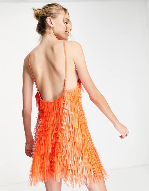 Vestido corto naranja de tirantes con diseño de flecos brillantes de ASOS DESIGN , 3 de 4