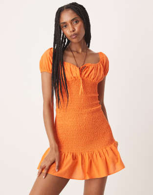Vestido corto naranja fruncido con lazada delantera y escote Bardot de ASOS DESIGN - view 1
