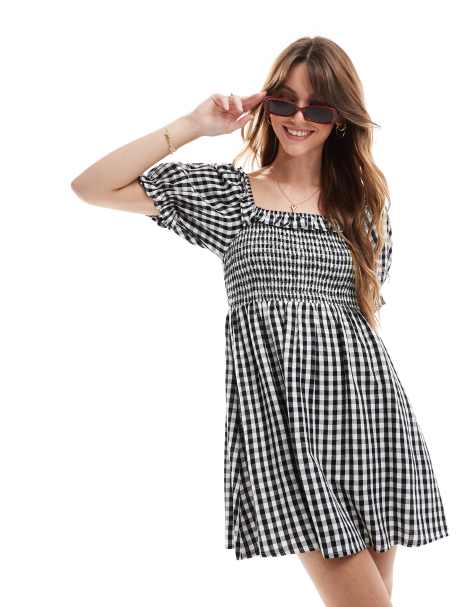 Vestido corto negro a cuadros vichy fruncido de New Look - view 1